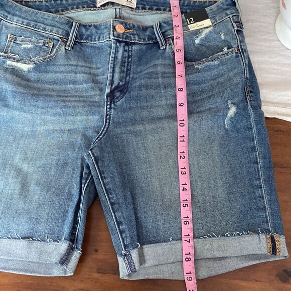Abercrombie & Fitch Boyshort Sz 12 distress NWT - Picture 10 of 12